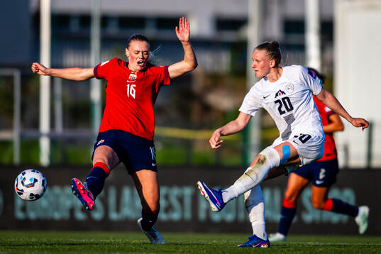 Mathilde Harviken of Norway and Zara Kramžar of Slovenia