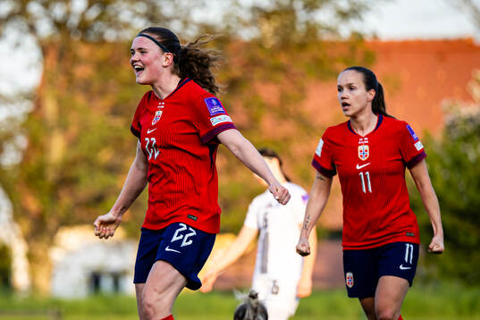 Signe Gaupset of Norway celebrates