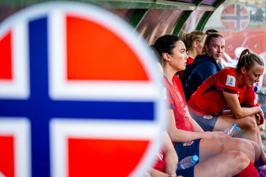 Ingrid Syrstad Engen and Synne Sofie Kinden Jensen of Norway