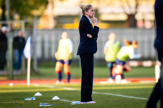 Head coach Gemma Grainger of Norway