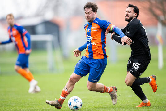 Vejbys Jacob Arvidsson och Högaborg BKs Mostafa Khalili