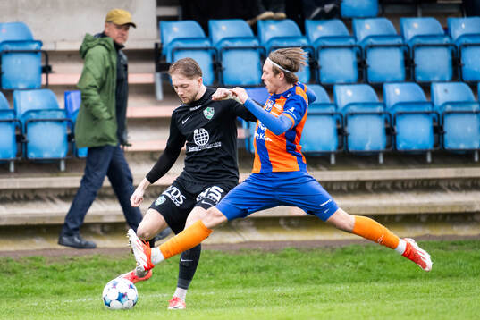 Vejbys Hampus Andersson och Högaborg BKs Danijal Omanovic