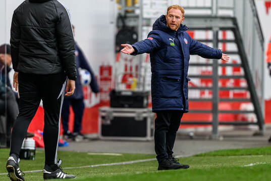 Helsingborgs manager Stevie Grieve