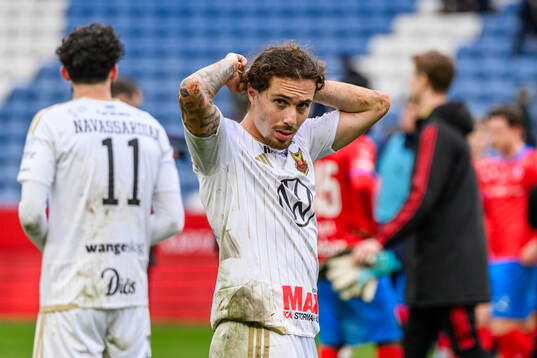 Östersunds Hugo Azzi deppar