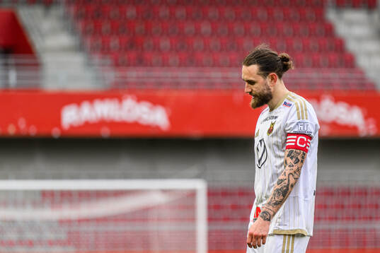Östersunds Hugo Azzi deppar