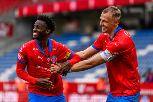 Helsingborgs Clancy Valere Biten och Jakob Voelkerling