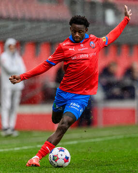 Helsingborgs Clancy Valere Biten