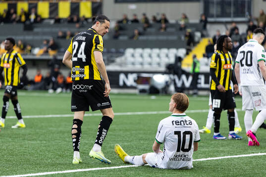 Häckens Amor Layouni och GAIS Henry Sletsjøe