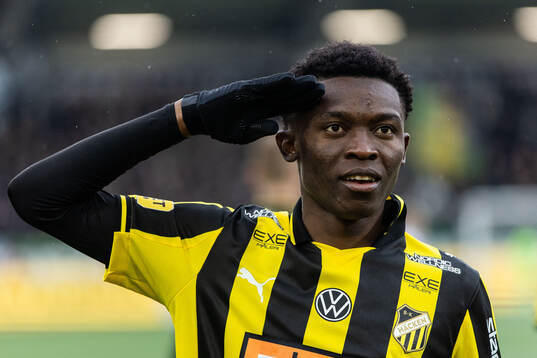 Häckens Abdoulaye Doumbia jublar