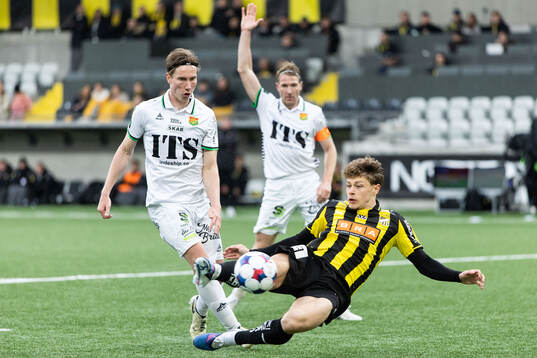 Häckens Gustav Lindgren gör 2-1