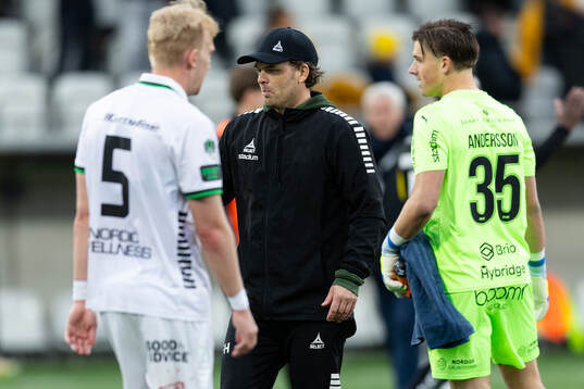 GAIS tränare Fredrik Holmberg deppar