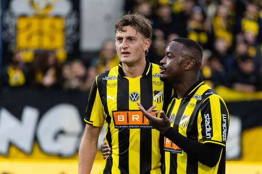 Häckens Silas Andersen och Brice Wembangomo