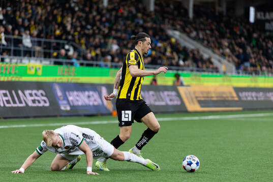 GAIS Robin Wendin Thomasson och Häckens Amor Layouni