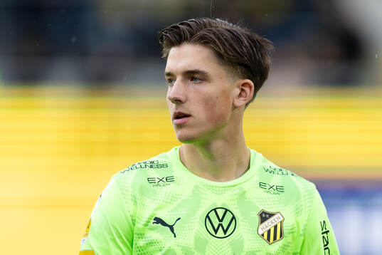 Häckens målvakt David Andersson på line up