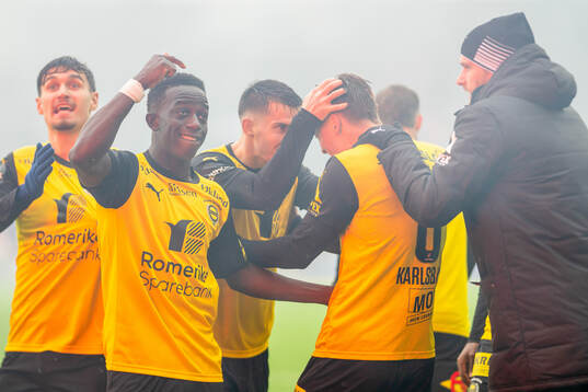 Markus Karlsbakk of Lillestrøm celebrates with teammates