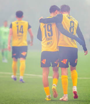 Markus Karlsbakk of Lillestrøm celebrates with teammate