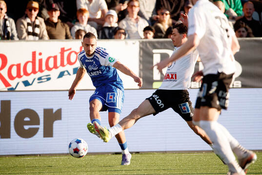 IFK Norrköpings Moutaz Neffati och Örebros Antonio Yakoub