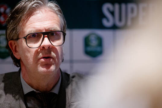 Örebros tränare Rikard Norling på presskonferansen