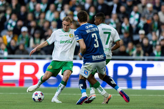 Hammarbys Victor Stange Lind, Paulos Abraham och Halmstads
