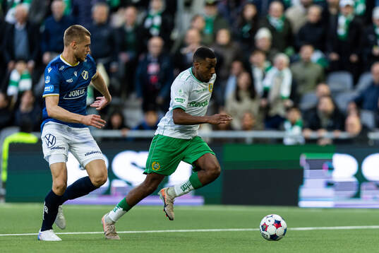 Halmstads Erko Tougjas och Hammarbys Paulos Abraham