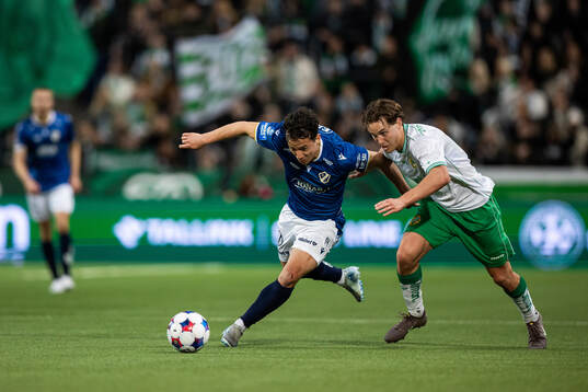 Halmstads Hussein Carneil och Hammarbys Hampus Skoglund