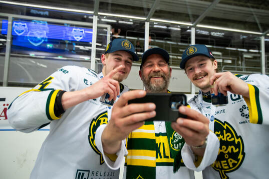 Björklövens Andreas Hellgren, styrelsen, jublar