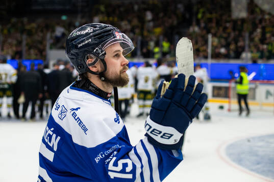 Karlskogas Gustaf Franzén deppar