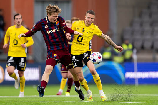 uDjurgårdens Peter Langhoff och Elfsborgs Julius Magnusson