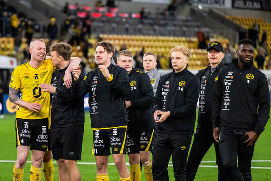 Elfsborgs spelare jublar