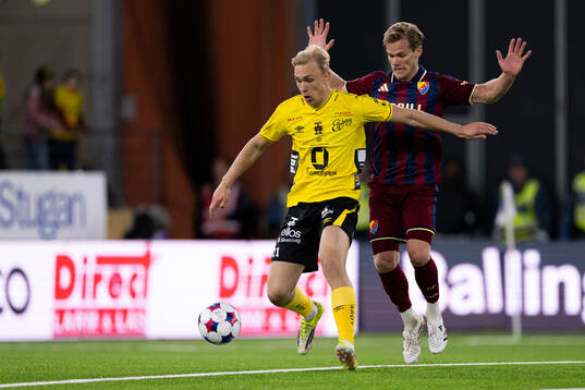 Elfsborgs Leo Östman och Djurgårdens Hampus Finndell