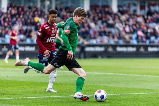 Örgrytes Tobias Sana och Brommapojkarnas Oliver Berg