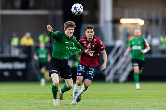 Brommapojkarnas Oliver Berg och Örgrytes Owen Parker-Price