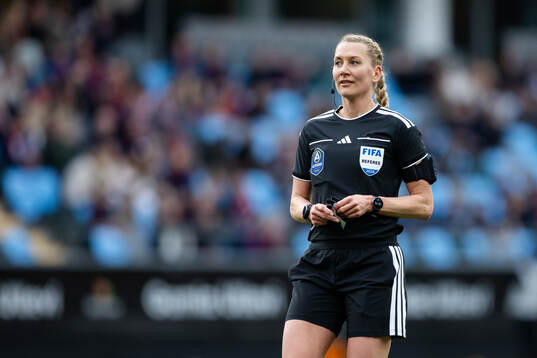 Domare Tess Olofsson