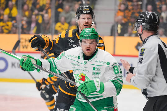 Skellefteås Lars Bryggman och Rögles Karson Kuhlman