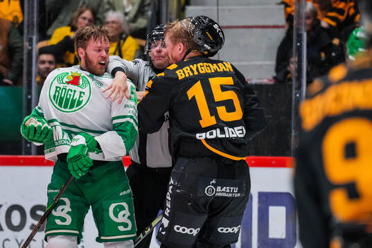 Rögles Filip Johansson och Skellefteås Lars Bryggman