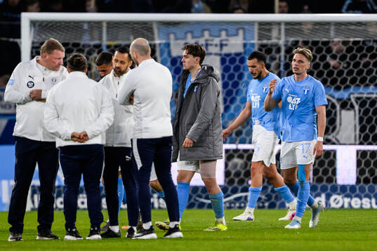 Malmö FFs Jens Stryger Larsen deppar