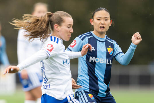IFK Norrköpings Carrie Jones och Djurgårdens Urara