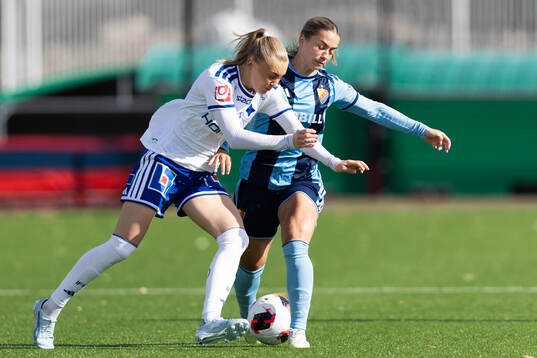 IFK Norrköpings Beatrice Persson och Djurgårdens Johanna