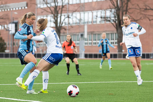 Djurgårdens Johanna Renmark mot IFK Norrköpings Paula