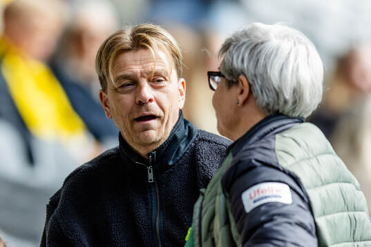 Tony Gustavsson of Sweden in the audience