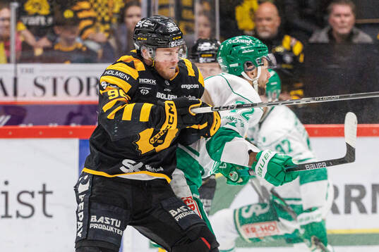 Skellefteås Rickard Hugg och Rögles Daniel Zaar