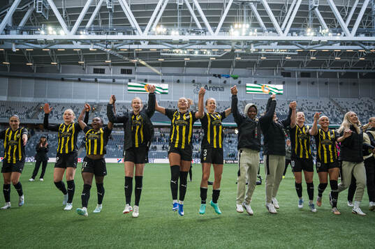 Players of Häcken celebrate