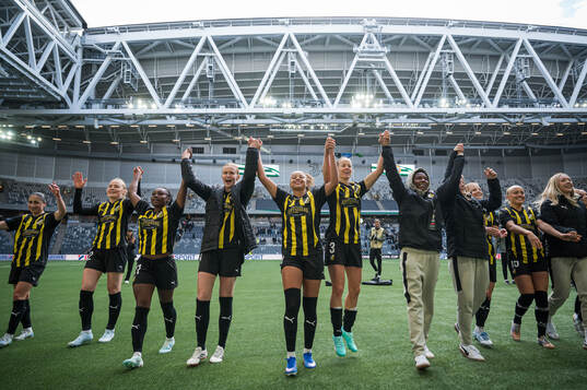 Players of Häcken celebrate