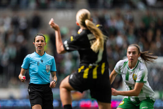 Referee Silvia Gasperotti