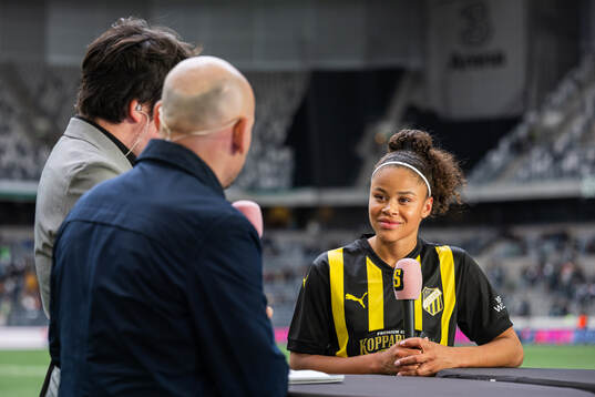 Felicia Schröder of Häcken is interviewed
