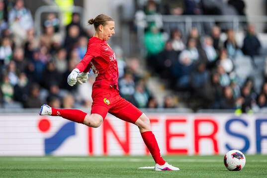 Goalkeeper Melina Loeck of Hammarby