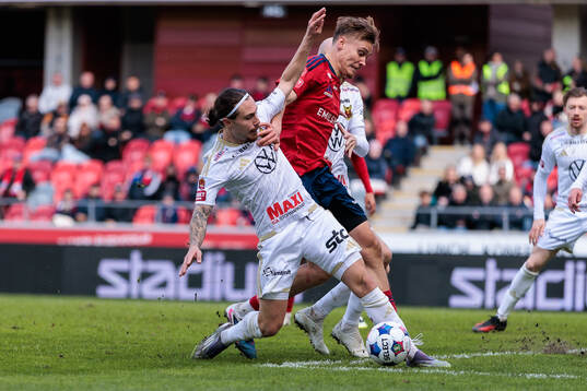 Östersunds Hugo Azzi och Östers Matias Tamminen