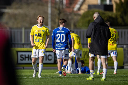 Falkenbergs Linus Borgström jublar