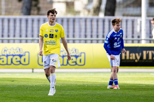 Falkenbergs Alexander Salo får rött kort