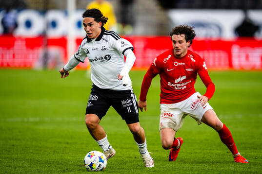 Noah Sahsah of Rosenborg and Denzel De Roeve of Brann